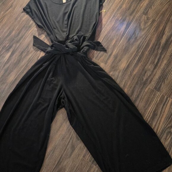 OLD NAVY Bohemian Style Wide-Leg Black Jumpsuit NWOT/SIZE XL - Picture 2 of 13
